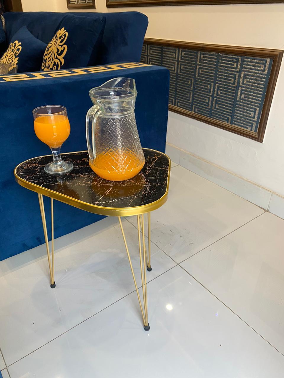 Stylish and Functional Coffee Table - 1 Pc Enhances Indoor Ambiance